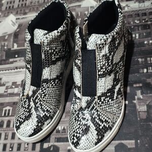 Women's Snake Print Slip-On Sneakers